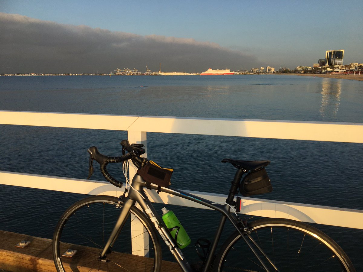 KJ_AUS's tweet photo. #MercerSuperCycle training this morning in our shiny new kit thanks to @AIAVitalityAU @Collins_Square
@MercerAU @NorthernTrust
@VirginMoneyAU @lifeatmercer
Now if I could just fix my selfie skills.. https://t.co/kc6AsIVtbP
