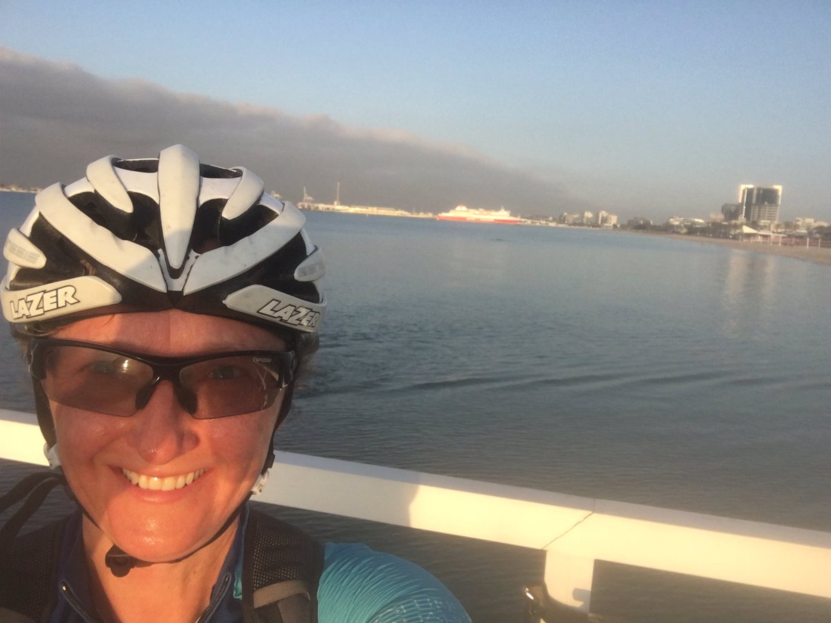 KJ_AUS's tweet photo. #MercerSuperCycle training this morning in our shiny new kit thanks to @AIAVitalityAU @Collins_Square
@MercerAU @NorthernTrust
@VirginMoneyAU @lifeatmercer
Now if I could just fix my selfie skills.. https://t.co/kc6AsIVtbP