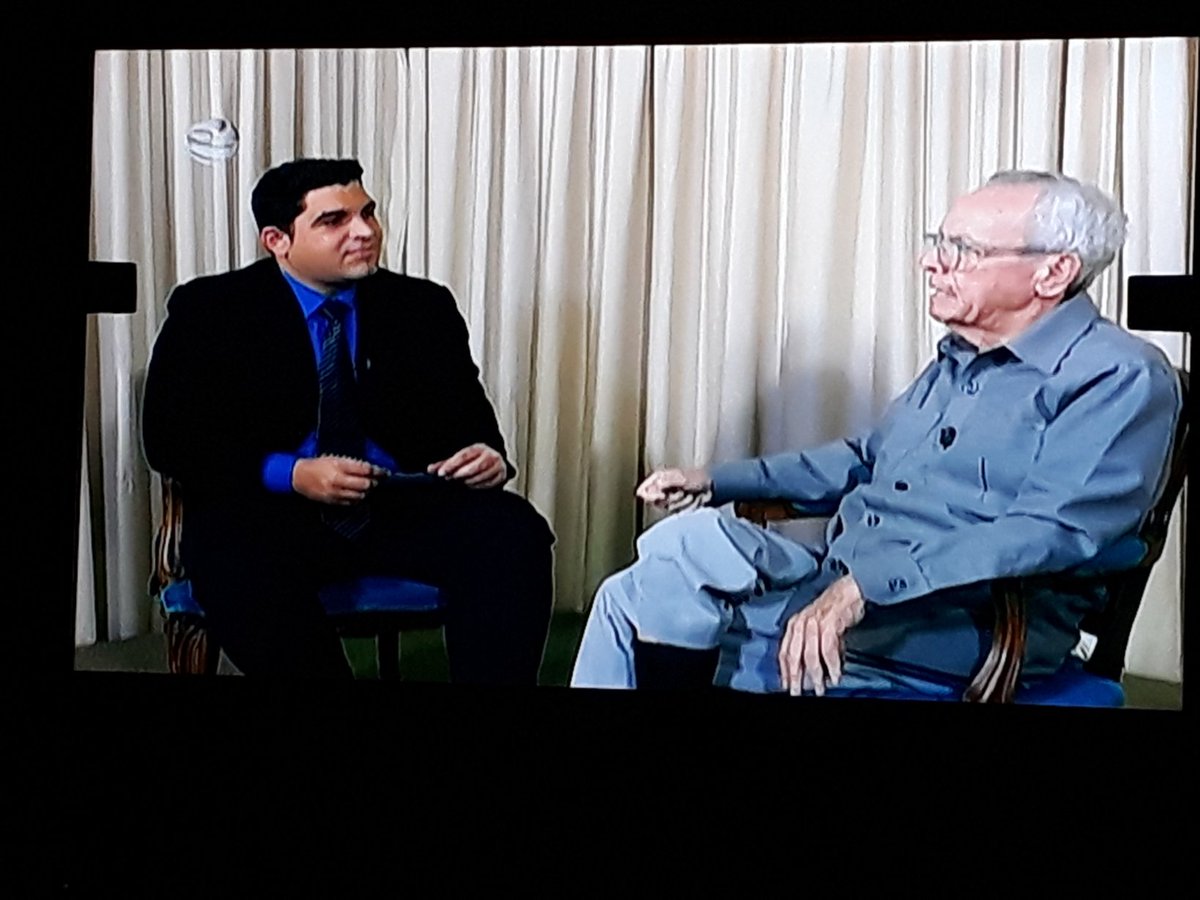 MinoskaCuba's tweet photo. Eusebio Leal: #Martí es inmancillable, es el simbolo de la virtud 
#MartiAlmaDeCuba https://t.co/Kl7M5YyUYc