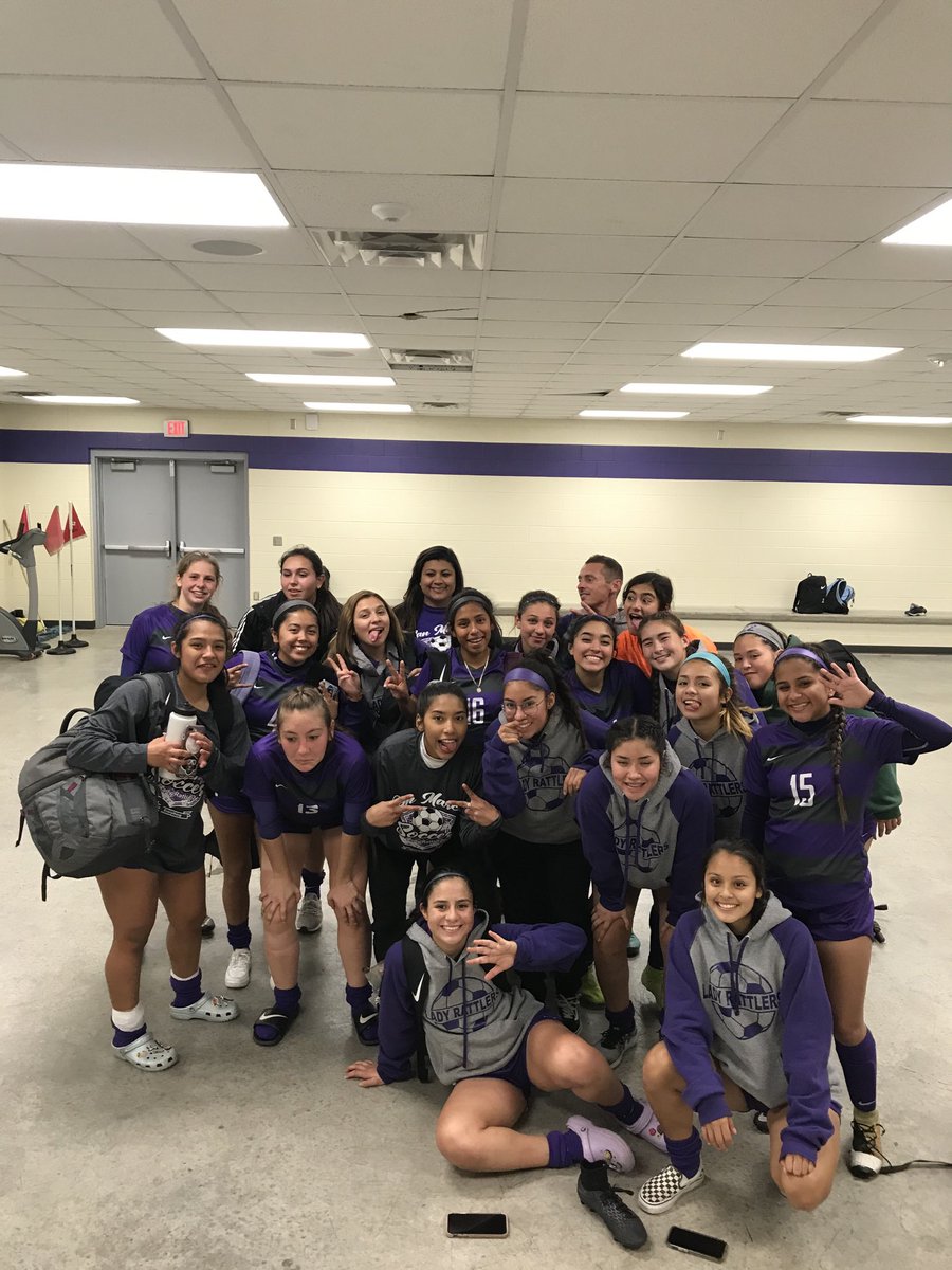 How about that 5-0 win!!  Showed up, put in work!  It’s the small things that make a bigger picture!  #teamwork #FightOn