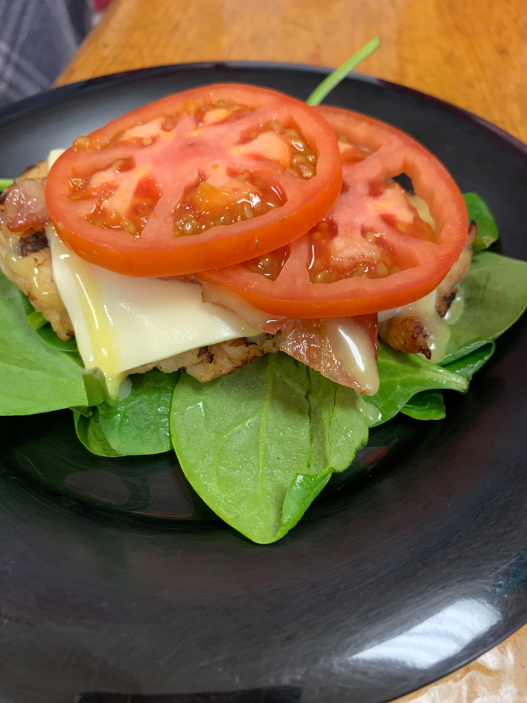 heathersalvrino's tweet image. Not eating carbs? We've got you covered. 😋

#pandf #plainandfancysandwiches #fresh #friendly #local #sourdoughpileup #nobread #yum