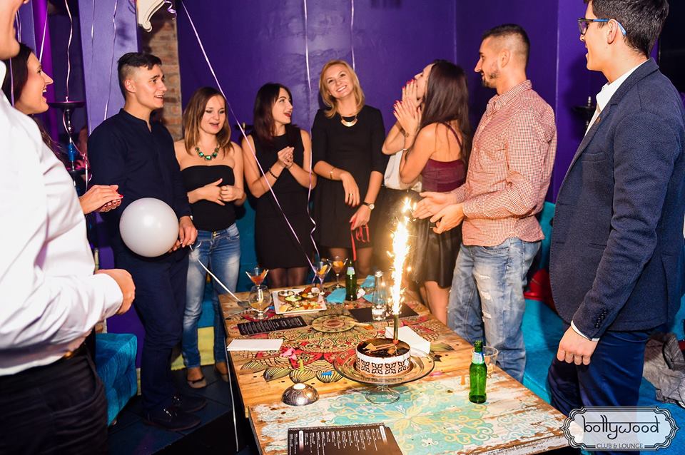 LoungeBollywood's tweet photo. #fullenjoyment #club #latenight #discoparty #djnight #party #restaurant #hookahbar #bollywood #bollywoodloungewarszawa #warszawa #delicious #fresh #restauracja #food  #sheesha #life #fun #love ☺️🍾🍺🍷
https://t.co/Vz0B3qBpXK
https://t.co/9ULPKwWIyp https://t.co/tCB4W5Iu2W
