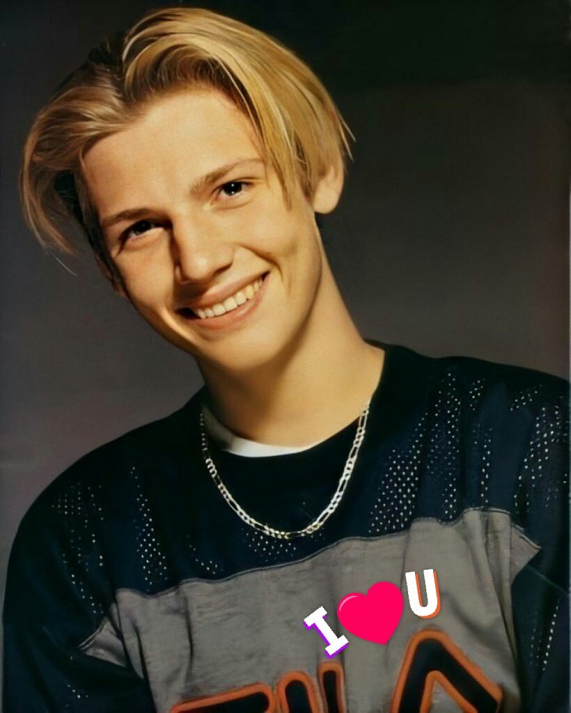 katedaviss's tweet photo. Happy birthday dear @nickcarter. My huge love to you and your fam! Love ya ❤ https://t.co/rWcWNGgAKB