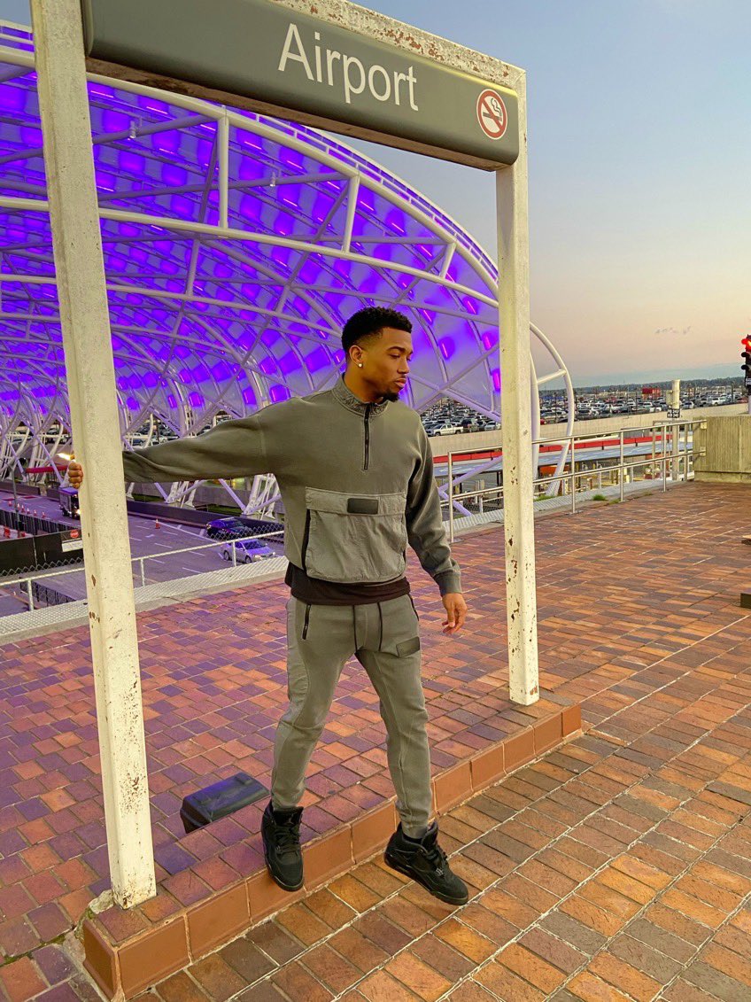 mulatvhiphop's tweet photo. Own The City 💭
@Jumpman23 x #23Engineered ✈️ https://t.co/TFe5q3eNKR