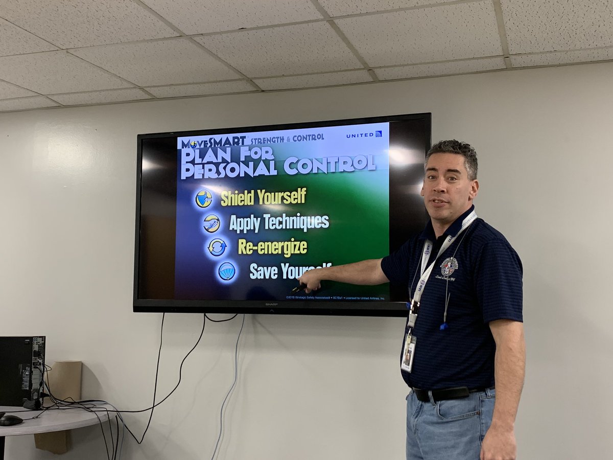 LizzysLashes's tweet photo. We recently had some more of our EWRTogether SAFE Observers MOVESMART trained! I love seeing my team get value out of these techniques and I cannot wait for them to share the knowledge ☺️ #WeAreUnited #workingtogether #ewrtogether #safetyadvocates @CarlosM62577994 @ssimonson10 https://t.co/yFavJUv7or