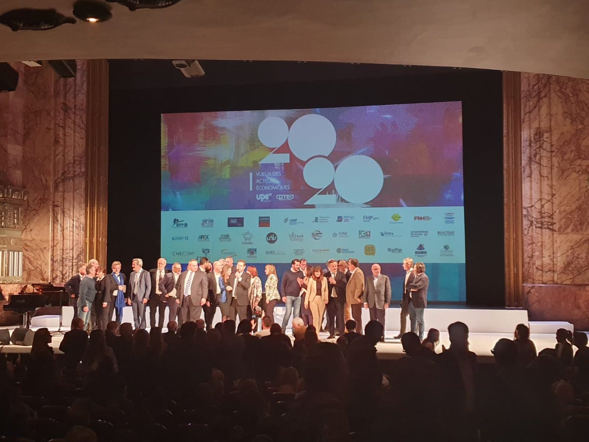 [#voeux2020]
Vœux des acteurs économiques <a href="/UPE13_/">Upe 13</a> 
Près de 1️⃣8️⃣0️⃣0️⃣ acteurs étaient présents ce soir à l’Opéra de Marseille ➡️ pari engagé et réussi

Très belle cérémonie de #vœux orchestrée par l’UPE13 et la <a href="/cpme13/">CPME 13</a> ✨

#engagement #territoire #marseille #jcem #jci #union