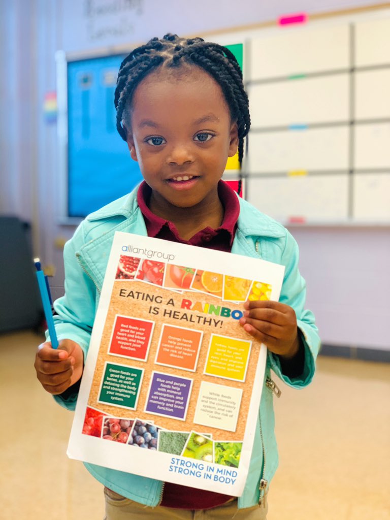 DorinaCG7's tweet image. Today, we had the pleasure to teach our #STEAM Town class @WoodsonESHISD with our #wellness team! The girls learned about healthy eating 🍎🥦 and did some fun exercises! @CaseyWeather @melliebaxter @tcombes #alliantgroupGivesBack @GHWCC