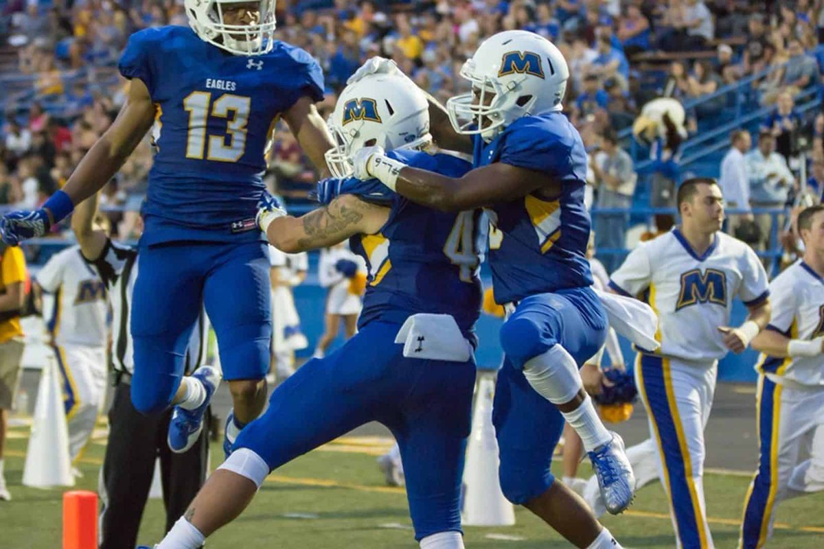 ZachBone7234's tweet photo. I’m extremely blessed to be able to say that I have received an official offer from Morehead State University! @BrettRude @CWRedHawksFB @CSmithScout https://t.co/ZdYMyWUzwM