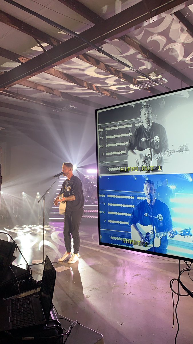 BrettYoungMusic's tweet photo. That’s a wrap on #ChaptersTour rehearsals! We’re coming for you starting this Thursday. 💪 https://t.co/AV2fynaQc8