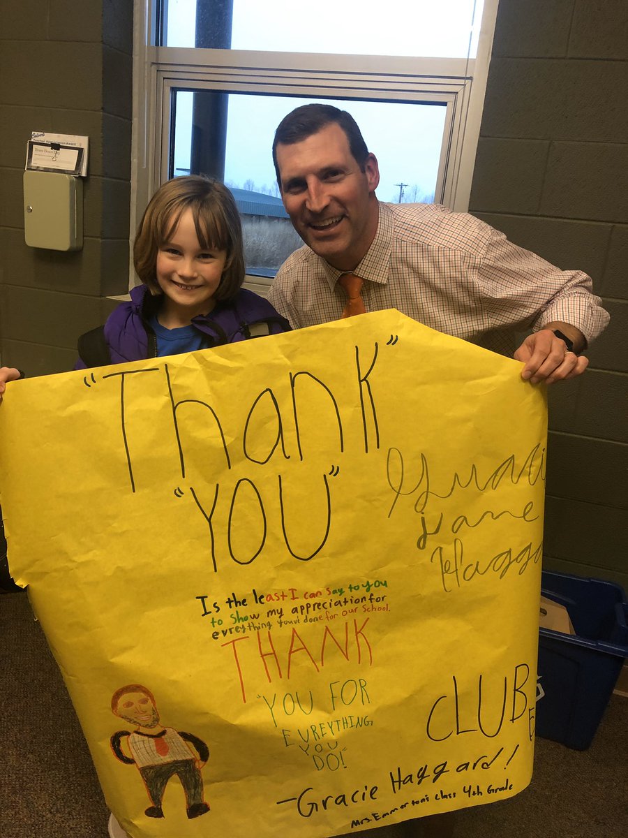 CounselorFranko's tweet image. This @HickoryHillsSPS student nailed it...”Thank YOU @Motexan31. It’s the least we can say to you”. We are blessed to have Mr. Williams leading the way! #WeHaveTheBestPrincipal #LeadsByExample #ServantLeader #ClubEncorePayItForward @officialSPS