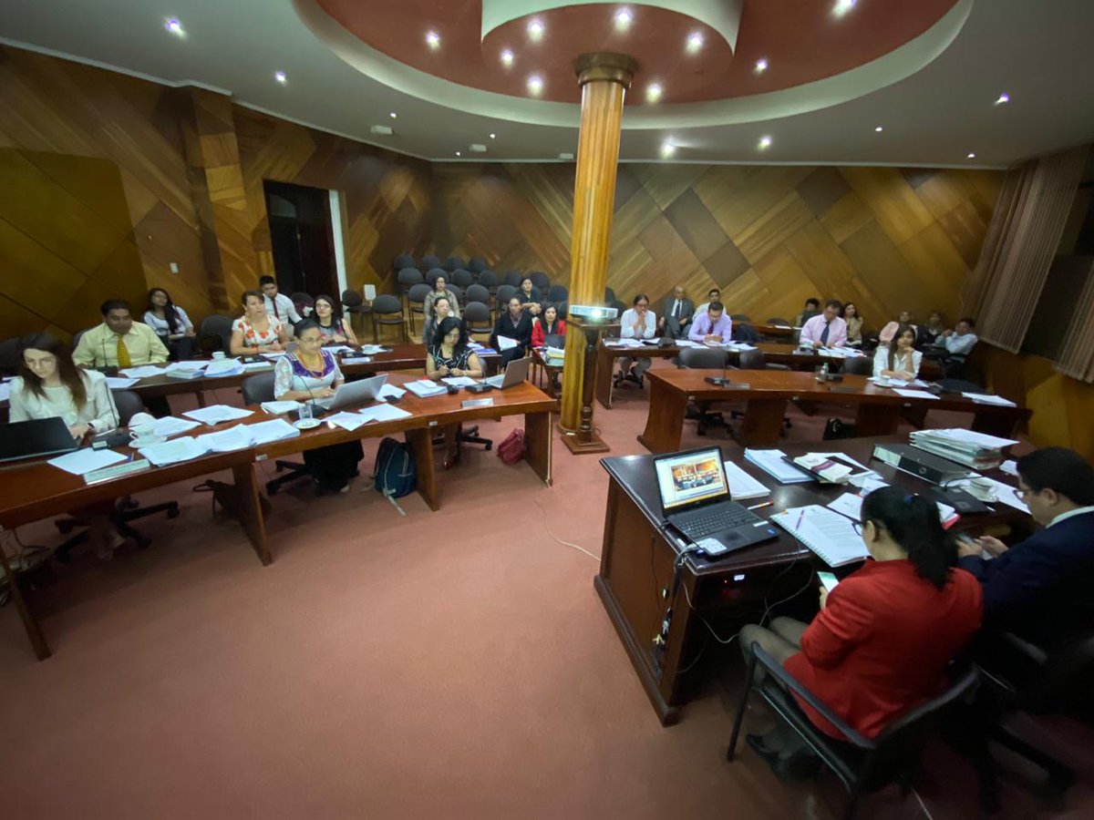 gadambato's tweet photo. #SesiónDeConcejoMunicipal| El Dr. Javier Altamirano Sánchez y los concejales de la ciudad, a esta hora, continuan trabajando por dar solución a los temas prioritarios que son de beneficio para toda la ciudadanía. 

¡Juntos construimos La Gran Ciudad del Ecuador! https://t.co/gcnPlmLl1X