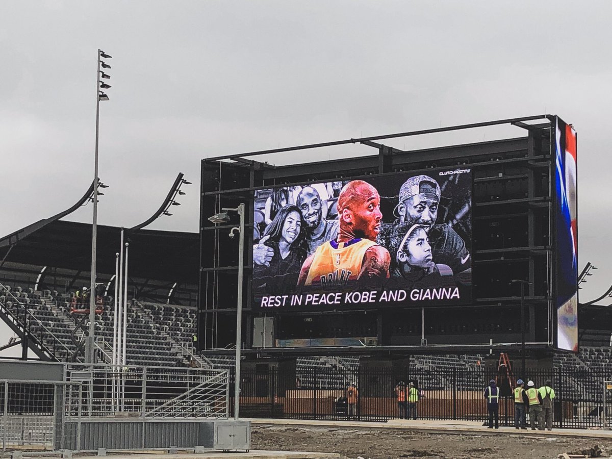 nba2lou's tweet image. Well done, Louisville. 

📸 @loucityfc / @BigFourBridge