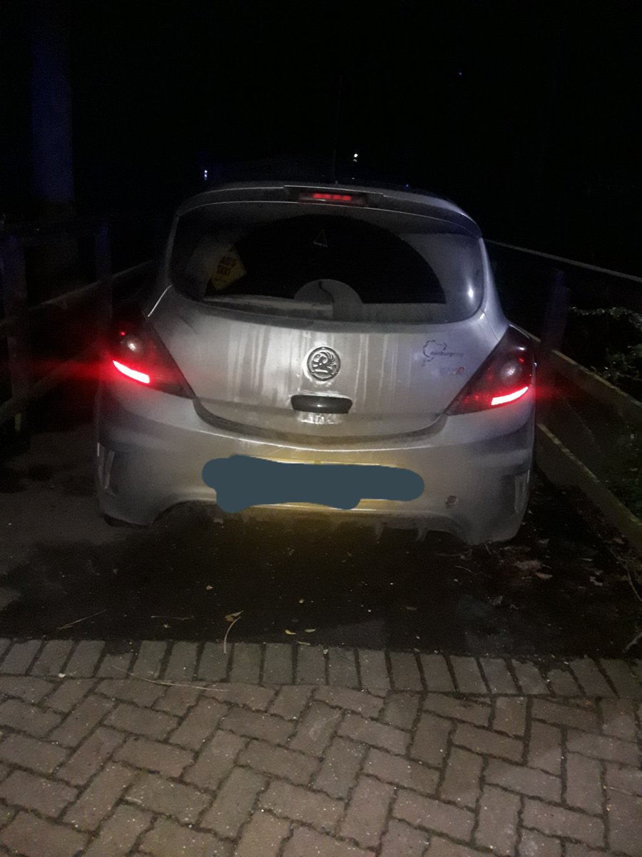 tvprp's tweet photo. This Corsa makes off from us in @TVP_Reading but we win the game of hide and seek! No licence or insurance and positive drug wipe.  Car seized and driver arrested! @DrugWipeUK #TR/TT B Shift. #PS7138 https://t.co/9523LvnIdo