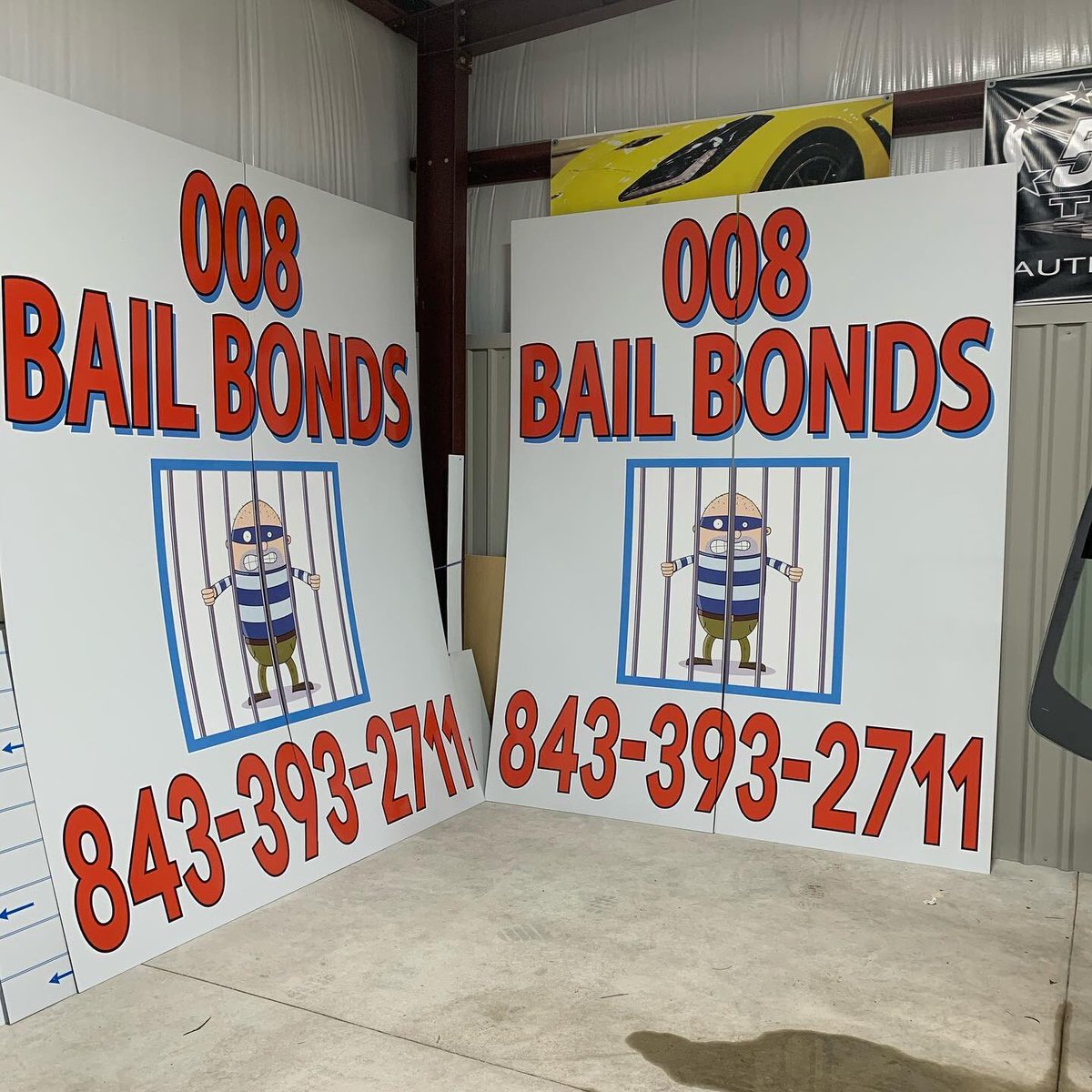 rayzesst's tweet photo. A couple of signs we did for 008 Bail Bonds out of Darlington. (2) 8’x 10’ and (1) 4’x 8’  008 BAIL BONDS https://t.co/afgjwxF2sN