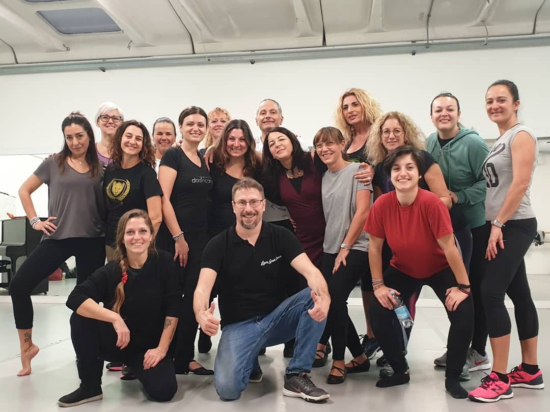 kakapedia's tweet photo. Kaan Temizel was in Italy. He teached some Greek and Turkish dances to Italian people... https://t.co/OKK8cOwdid
