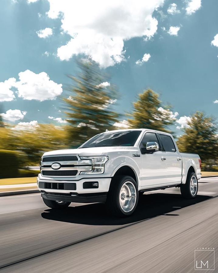 RealTruck's tweet photo. R O L L I N G
#rollingshot #f150 #ford #americanforcewheels #platinum #platidaddy #2020f150 #ccsb #levelingkit #limited #trucks #liftedtrucks #stance #realtruck https://t.co/TjnZ13VkLv