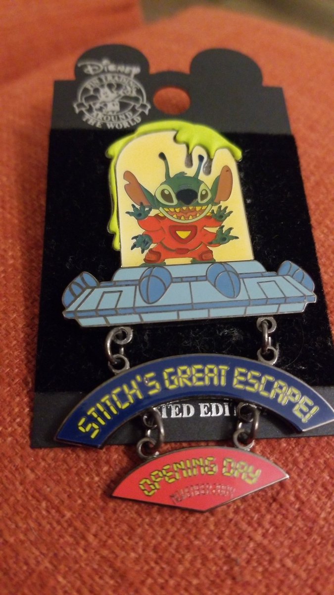 KawaiiOrlando_'s tweet photo. #stitchsgreatescape #openingday #ripstitch https://t.co/nC6ObRuPWO