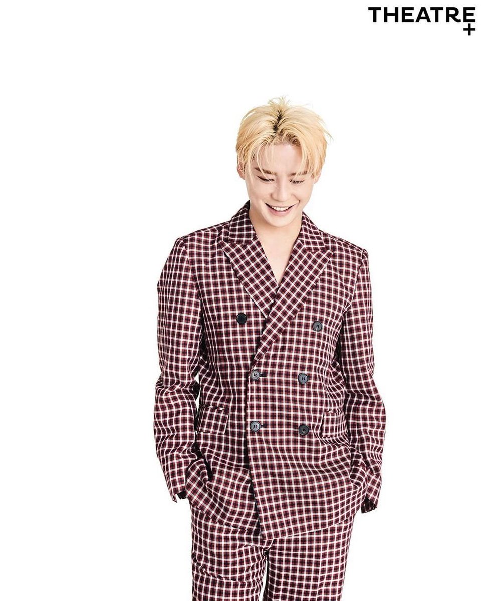 xiajunsuland's tweet photo. [cjes.tagram]
อารมณ์ของคนเจ้าเสน่ห์ #คิมจุนซู 🔎
ขึ้นปกนิตยสาร #THEATRE+ เดือนกุมพา✔️

“เป็นเรื่องที่น่ายินดีมากที่ได้ทักทายและเจอผู้ชมผ่านผลงาน มีหลายงานที่ทำได้เพียงครั้งเดียวแล้วไม่ได้อีกเลย แต่ผมดีใจที่ยังสามารถทำได้เรื่อยๆ”

#KIMJUNSU #XIA #XIAJUNSU #김준수 https://t.co/OYnxbIxk9y