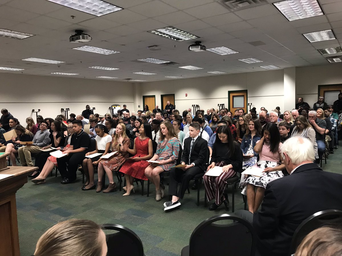 campbellcrew90's tweet photo. How blessed were you tonight?  I got to spend quality time honoring 31 fabulous 7th grade Champion Hornets with their induction into the MPMS National Junior Honor Society! #MPMS2020 #BuildingChampions https://t.co/qxUz43CsCo