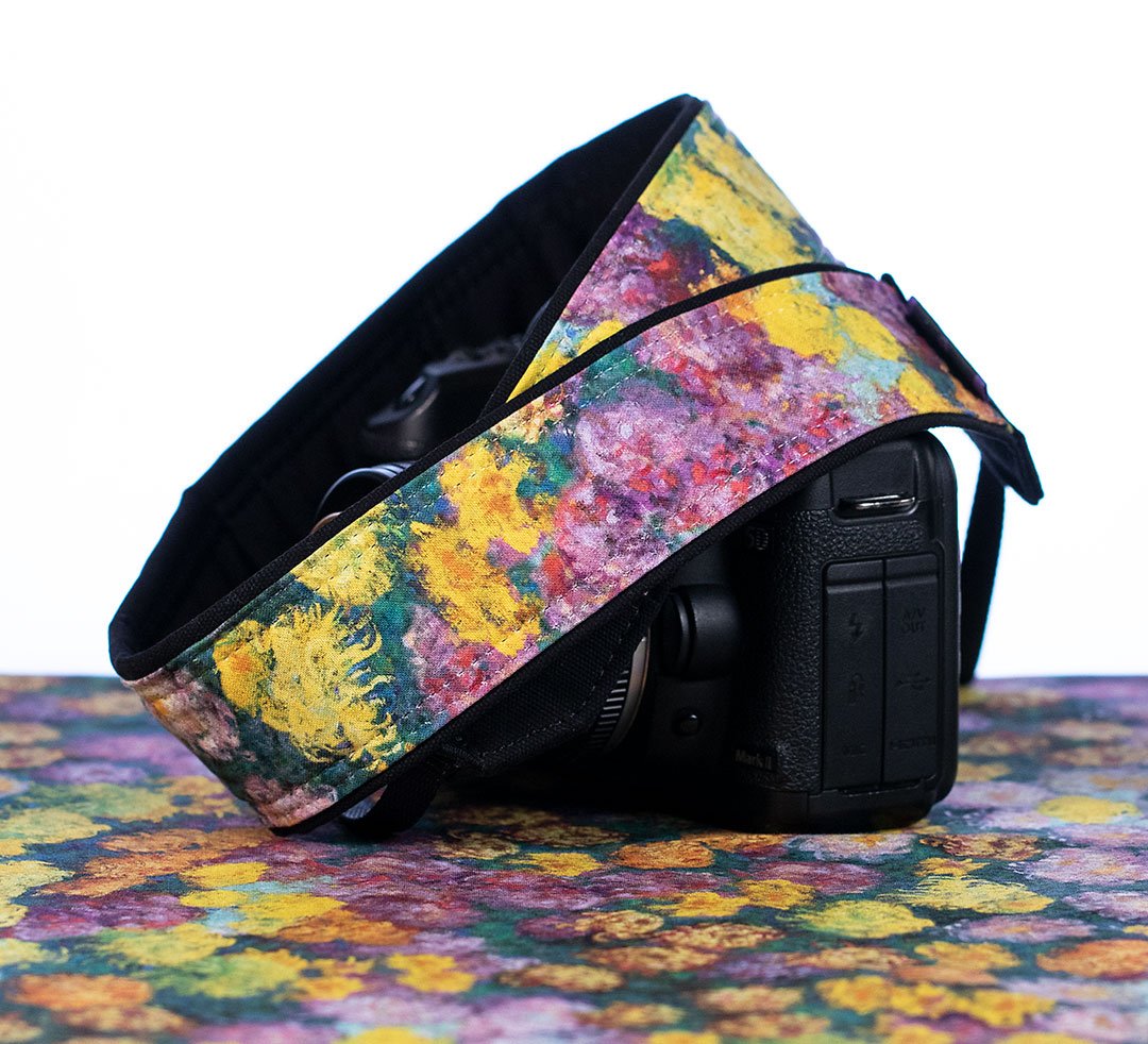 ten8e's tweet photo. Monet Floral Camera Strap https://t.co/FfW4WsGFkq #dslr #handmade #photography #camerastrap #customcamerastrap #cameraaccessories #ten8e https://t.co/CwLDw2jf3s