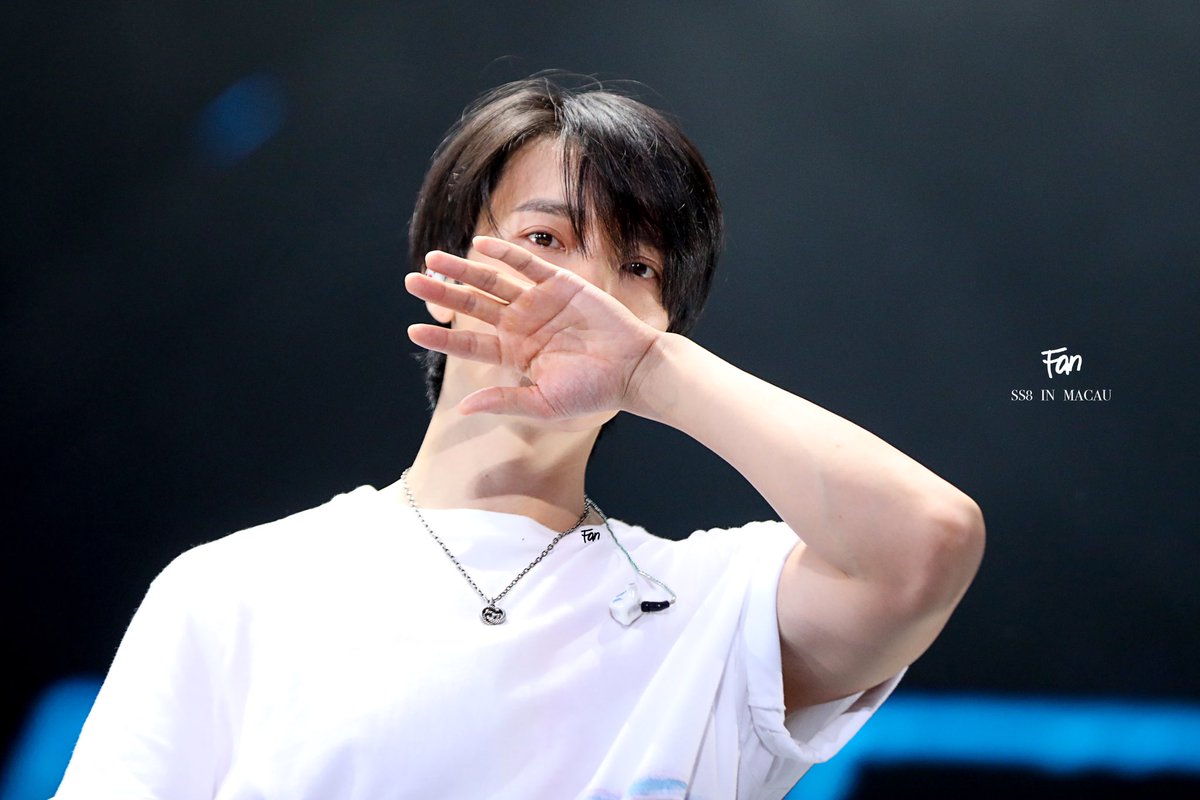 fanphotogallery's tweet photo. DO NOT EDIT OR REMOVE LOGO.
200119 SS8 in MACAU Day2
#DONGHAE #동해 @donghae861015 https://t.co/TFEmOMAQ3C
