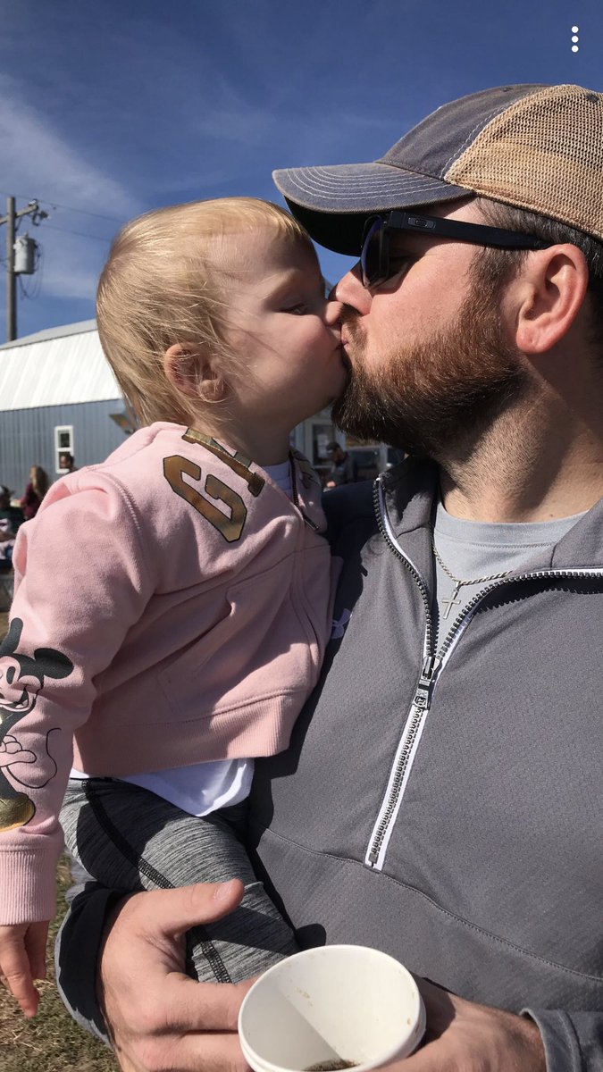 korydale's tweet photo. #girldad https://t.co/EtOO7iSjgw