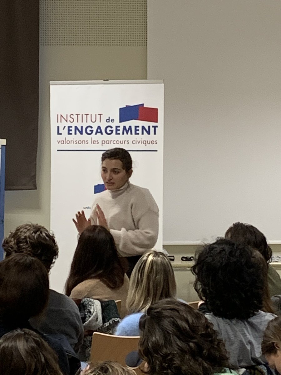 i_engagement's tweet photo. « Entre avion du futur et futur sans avion »
Conférence/Débat avec Jérôme Verschave, directeur général d’Aérocampus Aquitaine.
#LiveIDE2020
#PromoIDE2019 https://t.co/X6O3ToZtmU