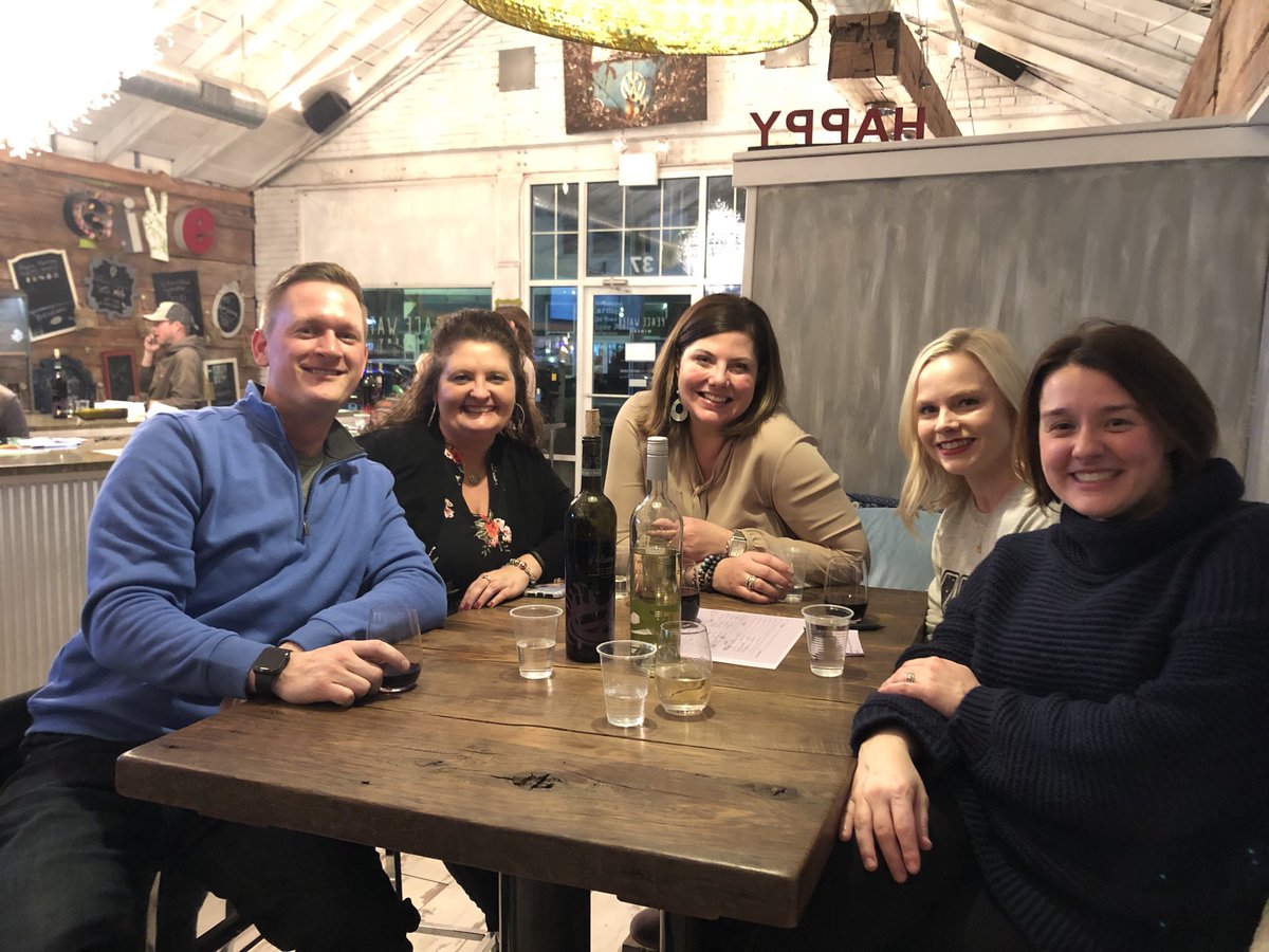 alexissowder's tweet photo. Here comes treble ;). The best office ⁦⁦crew ⁦@ksmlocadvisors⁩ killing ⁦@theofficenbc⁩ trivia ⁦@peacewaterwines⁩. https://t.co/iMN59l9PI0