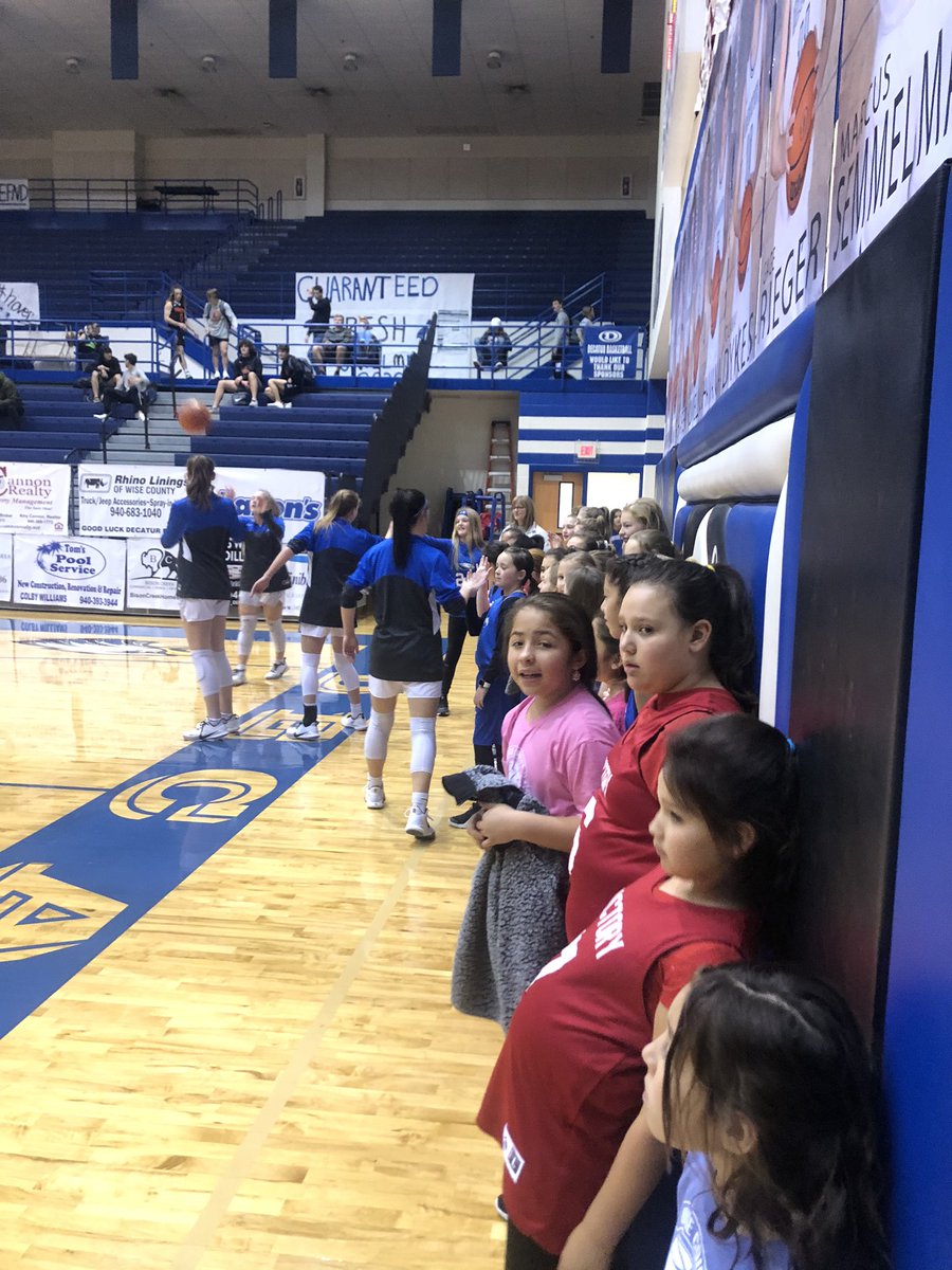 DecaturLEBB's tweet photo. LEBB defeats Springtown 55-13. Thanks to all our future lady eagles that came out tonight.  @WCMSports@ @theroyreport https://t.co/f22ZUTEqWT