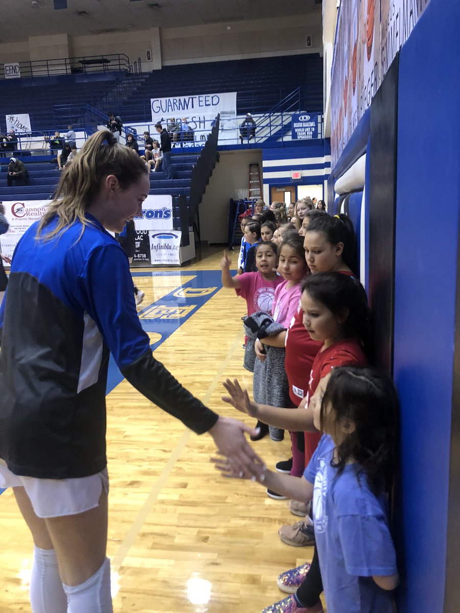 DecaturLEBB's tweet photo. LEBB defeats Springtown 55-13. Thanks to all our future lady eagles that came out tonight.  @WCMSports@ @theroyreport https://t.co/f22ZUTEqWT