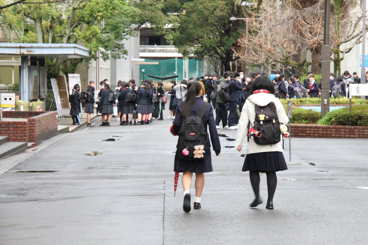 松山大学 公式 على تويتر 松山大学では 1月27日 月 に一般入試 期日程を実施しました 志願者数は 1 1人で志願倍率は11 4倍 受験生は 緊張した面持ちで受験に臨んでいました なお 合格発表は 1月31日 金 午前10時に松山大学文京キャンパスにて行