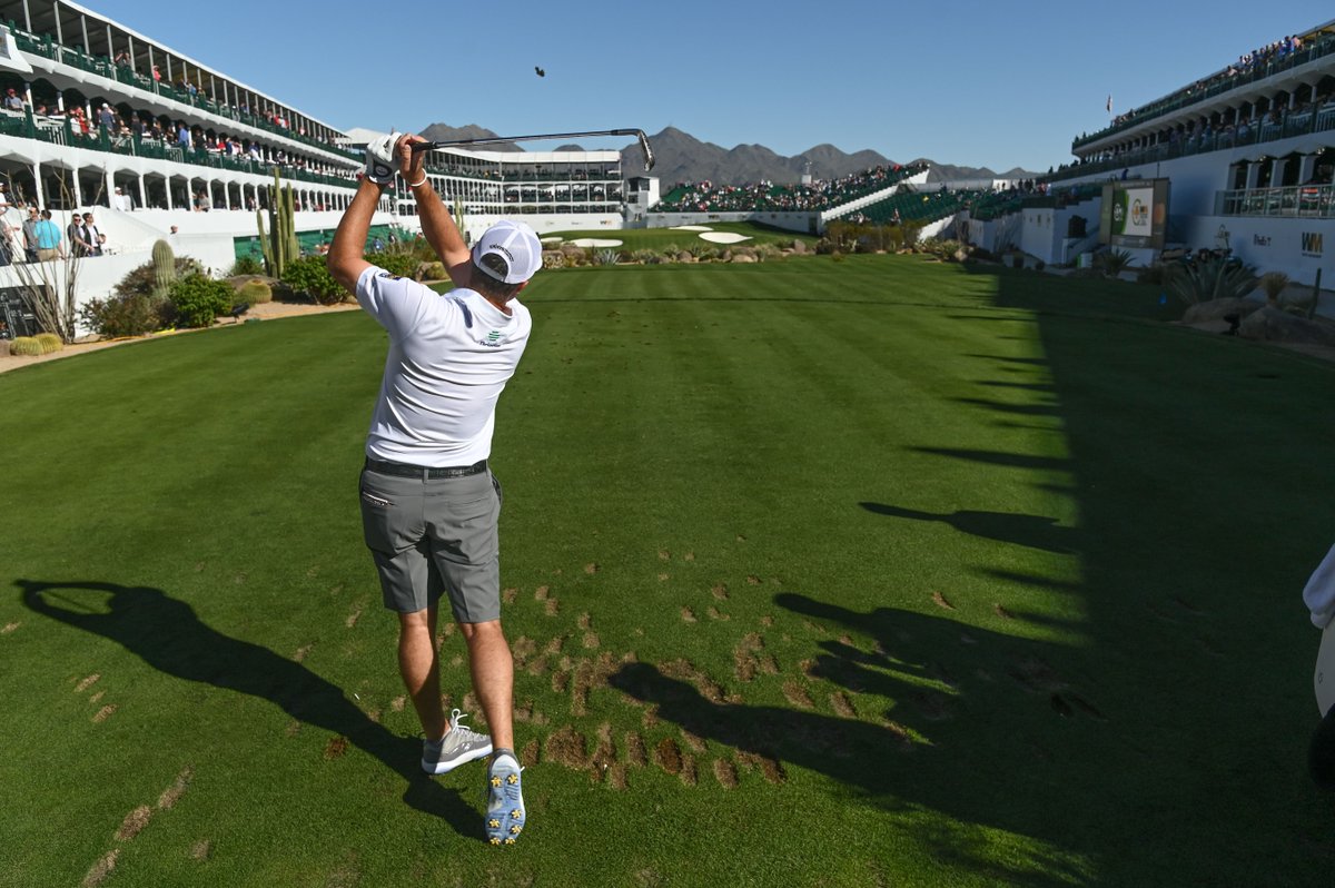 RyanPalmerPGA's tweet image. Things are already heatin up on 16...