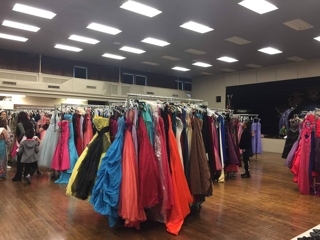 LylesSherrice's tweet photo. Wish Upon a Prom is a fun night filled with free prom shopping for any student in need. #prom #promdrive https://t.co/vgFELXjv9h