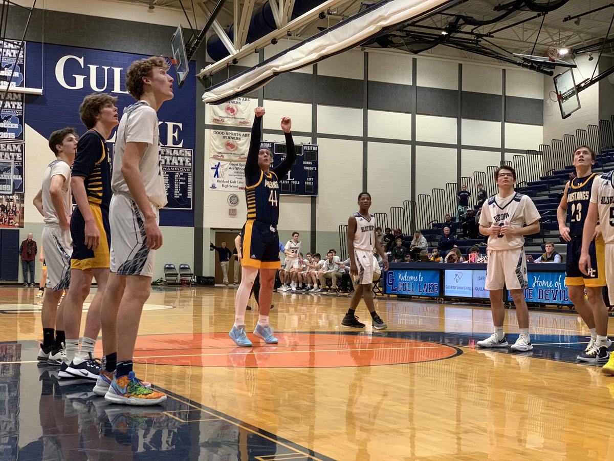 Boys BB Final
Portage Central 74
Gull Lake 62

Luke Leto (PC): 26 points
Caleb Taylor (GL): 23 points
Grant Pikkaart (PC): 18 points