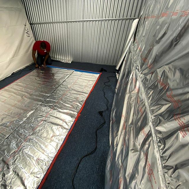 StCateFineArts's tweet photo. Spent today making some very large anoxic bags to seal up paintings for pest eradication. #todaysoffice #artconservation #artwork https://t.co/22u52P0zRu https://t.co/yydZnKx6yu
