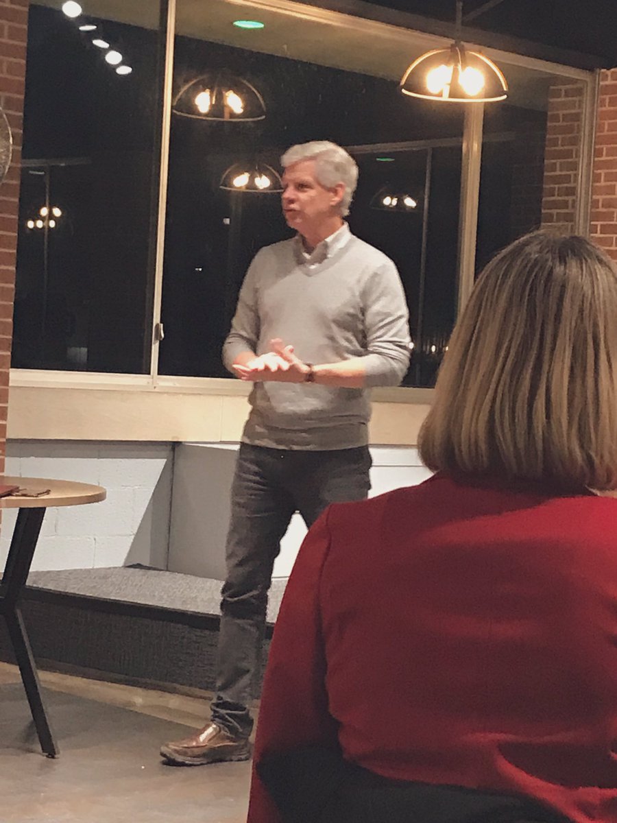 ceturner4's tweet photo. Dr Bill Brown, @ColsonCenter Senior Fellow speaking to the @HLGuniversity faculty about the importance of Christian worldview #knowledge4service https://t.co/NjCNCdRyJZ