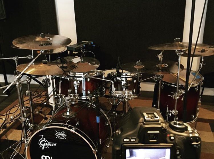 I’ve been playing this kit for about 5 years now, and i love it so much 🥁🤘🏼
<a href="/meinlcymbals/">Meinl Cymbals</a> 
<a href="/Vratim/">Vratim</a> 
<a href="/gretschdrums/">Gretsch Drums</a> 
<a href="/promarksticks/">ProMark Drumsticks</a>