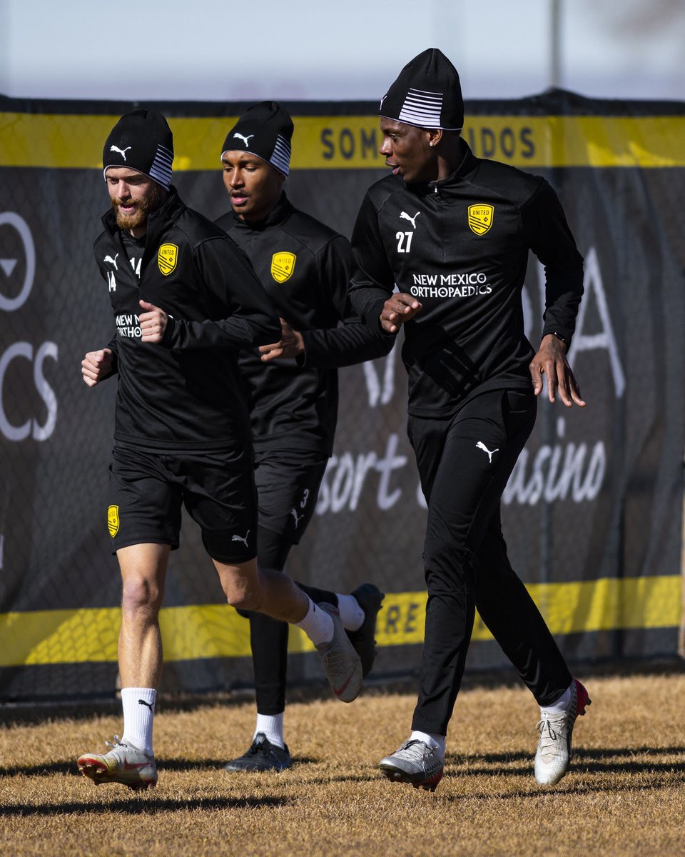 NewMexicoUTD's tweet image. 🖤💛 New faces, and old friends at the training grounds. We love em all! 🖤💛

#NMUnited #SomosUnidos #WeAreUnited