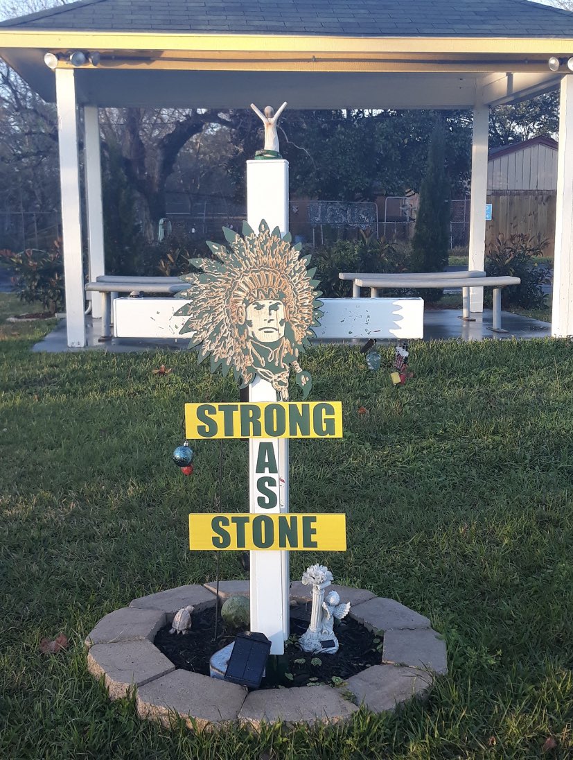 ChrisStoneCCC's tweet photo. Look at this beautiful piece by Marlena Thomas, it's a perfect addition to Chris's little space! Love it! 
Thank you so much Marlena you did an amazing job!
#CCC #ChrisCourageChange #StrongAsStone #SantaFeStrong https://t.co/Ff1f0oz4CP