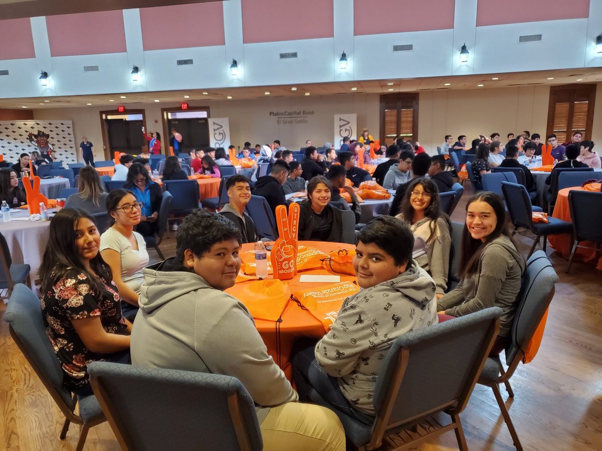 PorterPTECH's tweet photo. Our PTECH students at today’s #HESTEC event! @utrgv @utrgv_cecs @R1GEARUP @PTECHNETWORK @BrownsvilleISD @BrownsvilleCTE https://t.co/Xydbo5Gm4o
