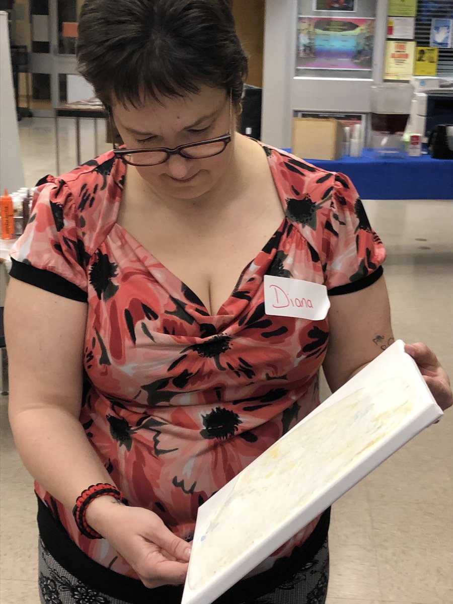 CollegeavenueSS's tweet photo. CASS School Council Pour Paint Night!
Thank you for joining our CASS School Council for another great evening.
#LoveThisCommunity #SchoolCouncil #painting #wellness #CASScares #celebratingeveryday @collegeavenuess https://t.co/OskLGE3dfe