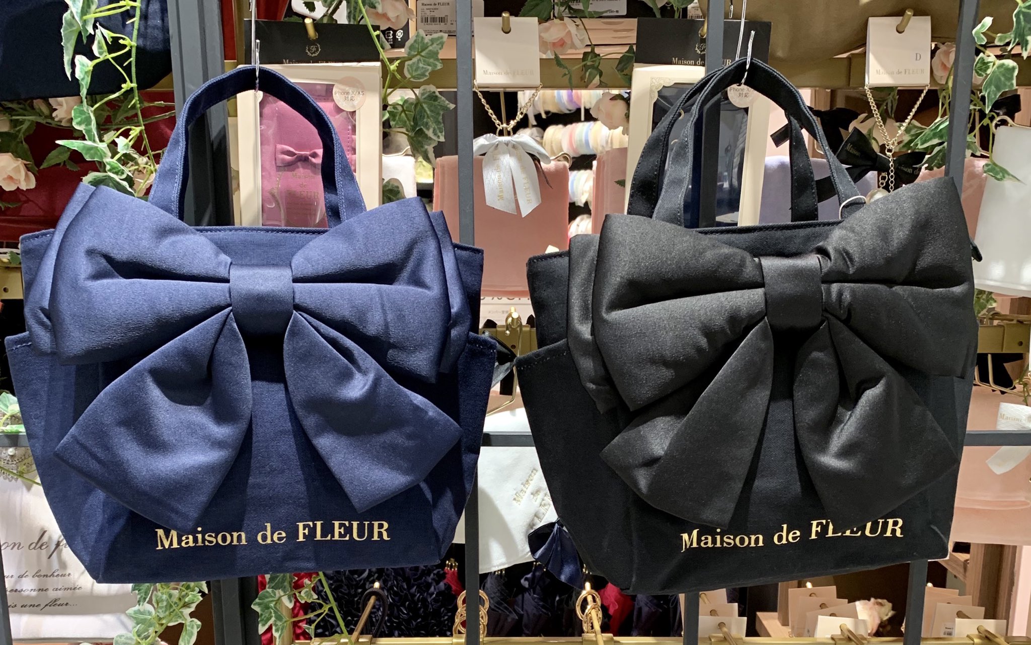 Maison de FLEUR メゾンドフルール ビッグリボン トートバッグ メゾン ド フルール Maison de FLEUR ビッグリボンキャンバス