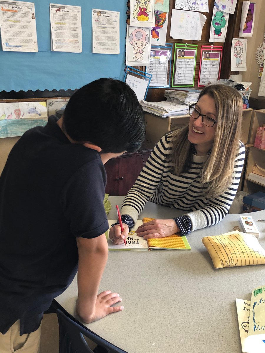 Jamie_Michalak's tweet photo. A most heartwarming day of school visits in my hometown &amp; old school. I had the pleasure of returning to Springfield, MA to visit Washington School &amp; White Street School. Thank you to @linktolibraries Link To Libraries, Inc. for putting a book into the hands of every child! ❤️ https://t.co/q3iOtzYqCS