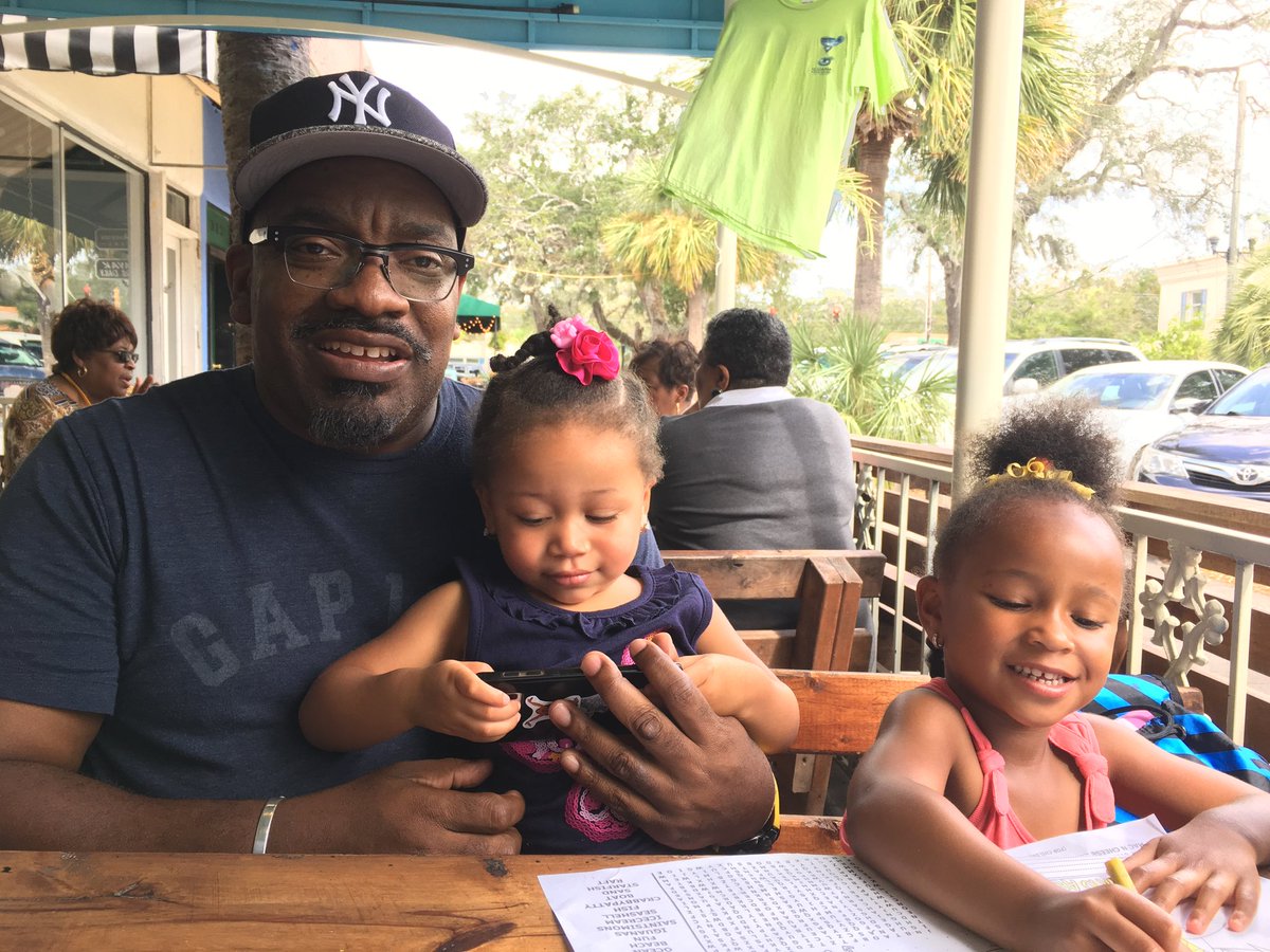 VarickWilliams's tweet photo. My babies.  Rest in everlasting peace.  Kobe and Gigi and the other 7 whose life was taken but spirit will forever live on.
#girldad https://t.co/EfvkPuKyGa