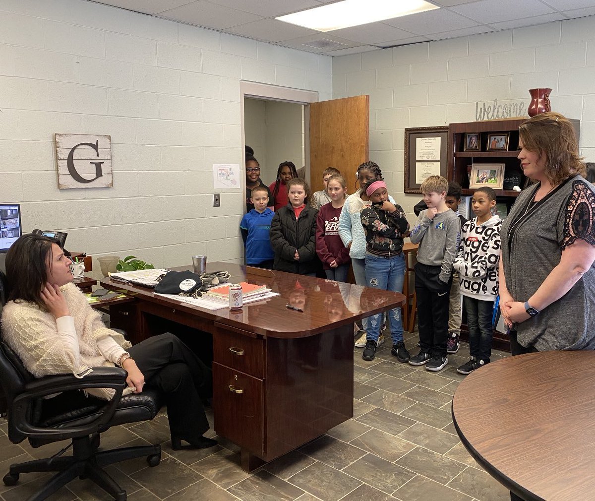 Tomorrow is the BIG announcement! One Book One School at Pinecrest. Mrs. Bolton’s class tries to bribe Mrs. Green for a hint. 🤷🏼‍♀️😂🤷🏼‍♀️😂 <a href="/mrsj_green/">Julie Green</a> <a href="/Mrs_ABolton/">Amanda Bolton</a>