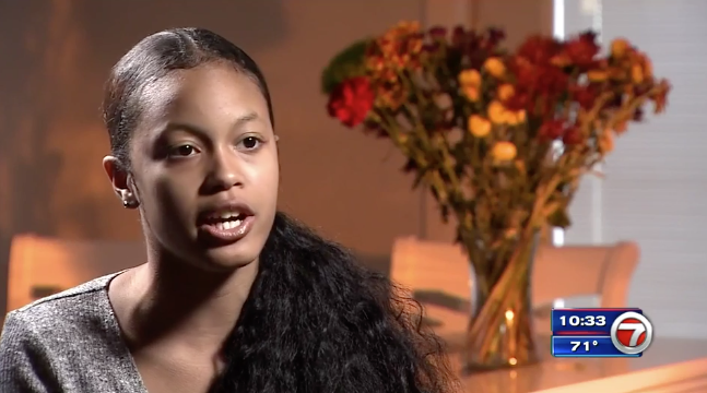 Complex's tweet photo. High school senior promised college scholarship in kindergarten...now told she can't have it: https://t.co/HlTxdHYfwX https://t.co/lgmOdO6V0J