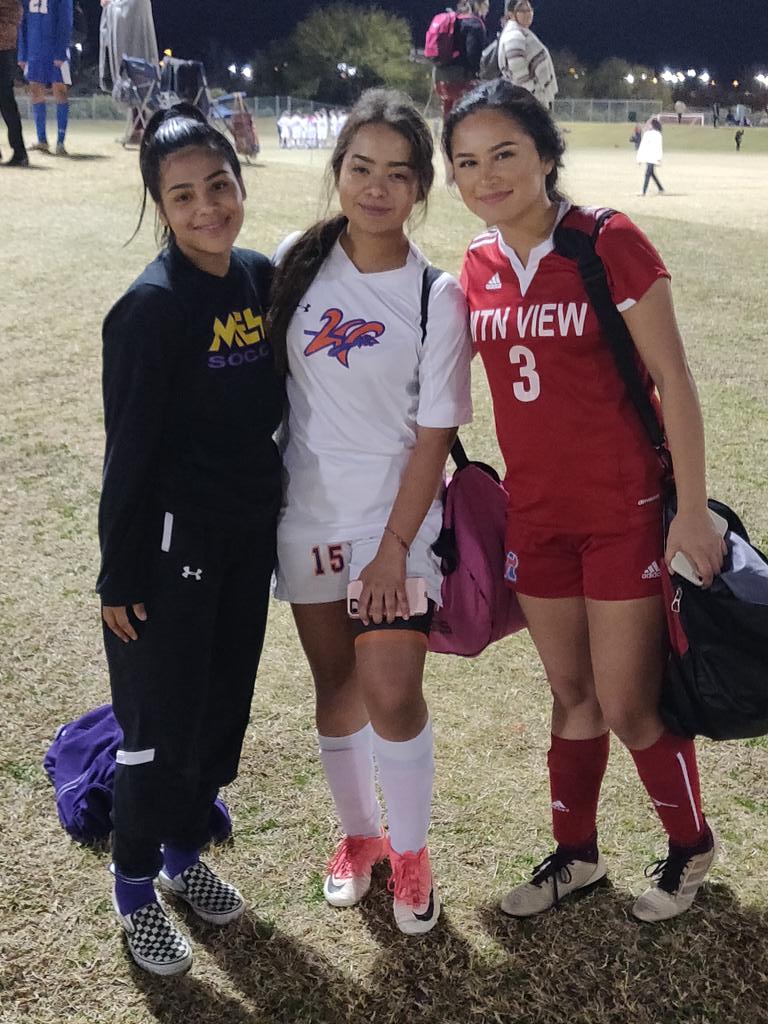 MPSAzSports's tweet image. Great to see competitors compete and support each other. Love all the Mesa schools.