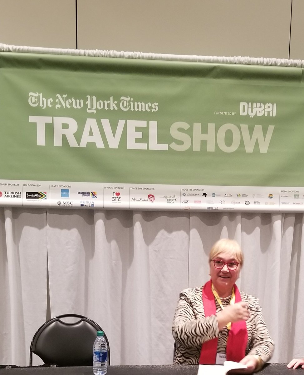 ThatsPunk's tweet photo. I was so excited to meet one of my favorite chefs, @LidiaBastianich for her book signing, Felidia at the @NYTTravelShow #nyttravelshow #javitz https://t.co/ncr3iGh00A