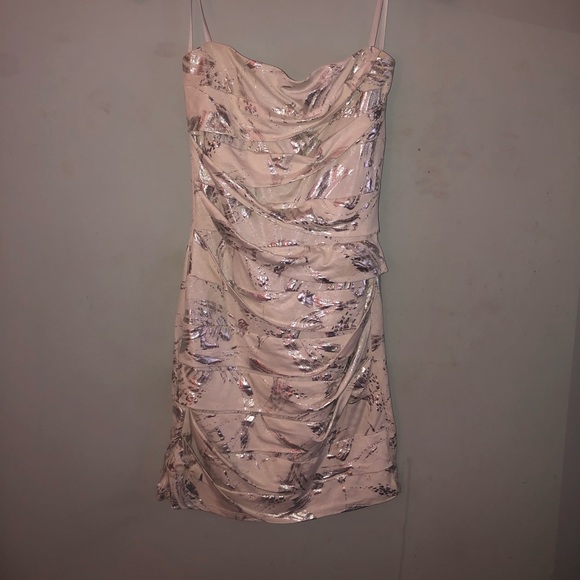 vigil1713's tweet photo. So good I had to share! Check out all the items I'm loving on @Poshmarkapp #poshmark #fashion #style #shopmycloset #missguided #deb #whitefoxboutique: https://t.co/6MIyD6snZH https://t.co/udlPIYWb0u
