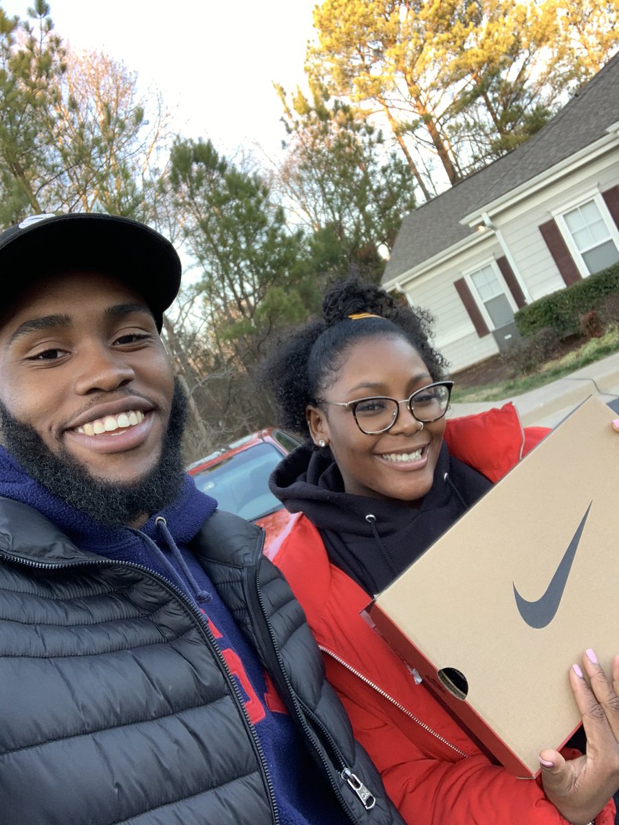 TheReshop__'s tweet photo. My Gal Dahlia🙏🏾 https://t.co/XfRHVWUiQt
